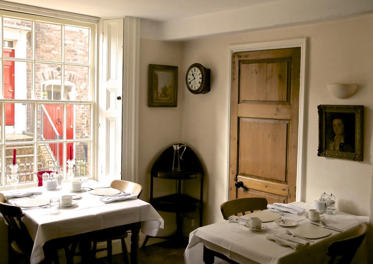 The Library House B&B Айронбридж Екстериор снимка