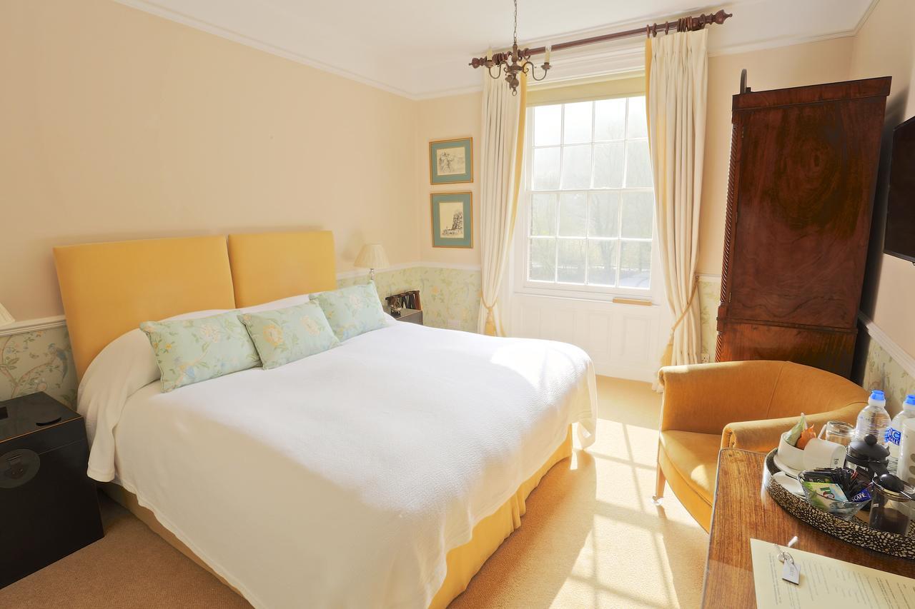 The Library House B&B Айронбридж Екстериор снимка